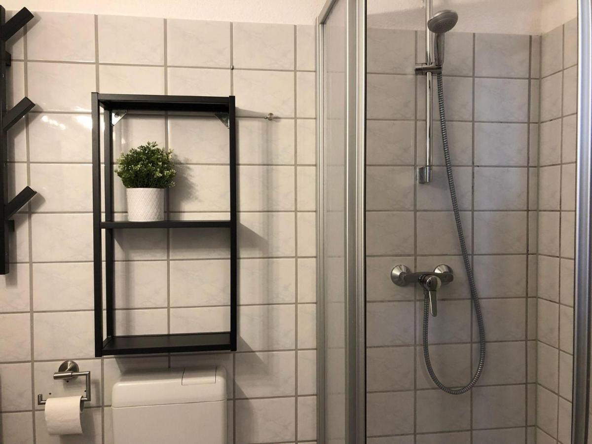 Ferienwohnung-Klaus-Stoertebeker-Mit-Sonnenterrasse-Garten-Zwischen-Strand-Wald-Und-Wiese Gustow  Eksteriør billede